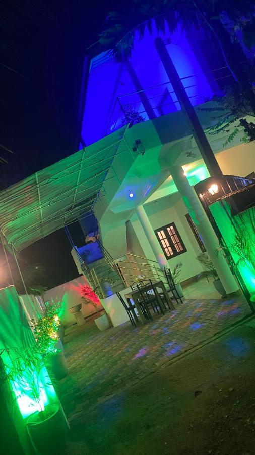 Lali Beach Villa Trincomalee Ngoại thất bức ảnh