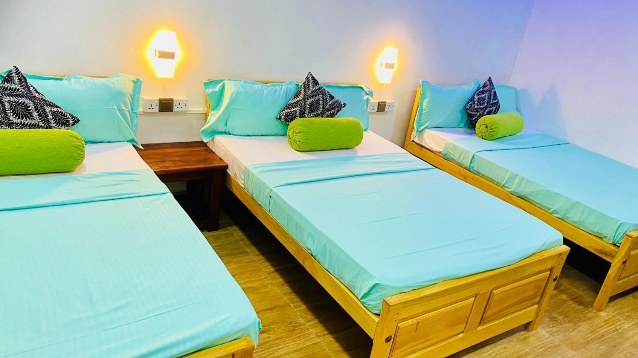 Lali Beach Villa Trincomalee Ngoại thất bức ảnh